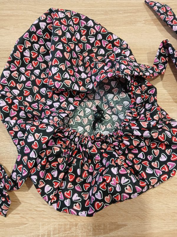 Χειροποίητο σκουφάκι χειρουργείου Triple Fit "Doodle Hearts" - Image 2