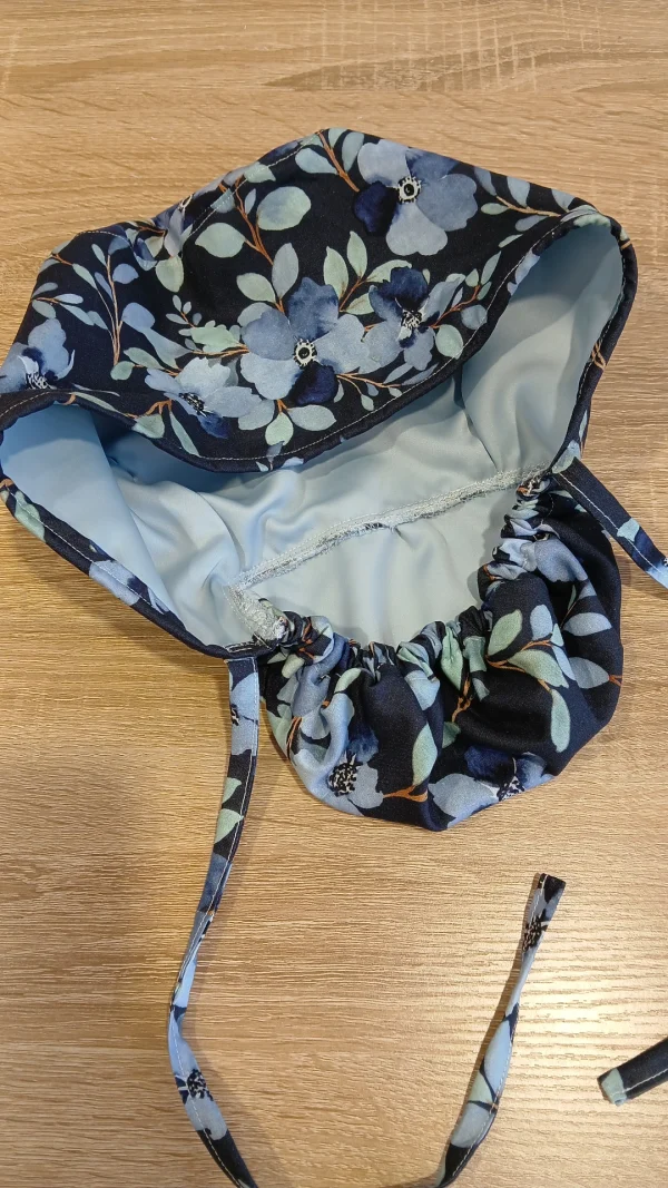 Χειροποίητο σκουφάκι Premium Ponytail Satin Lining "Μπλε Πανσές" - Image 4
