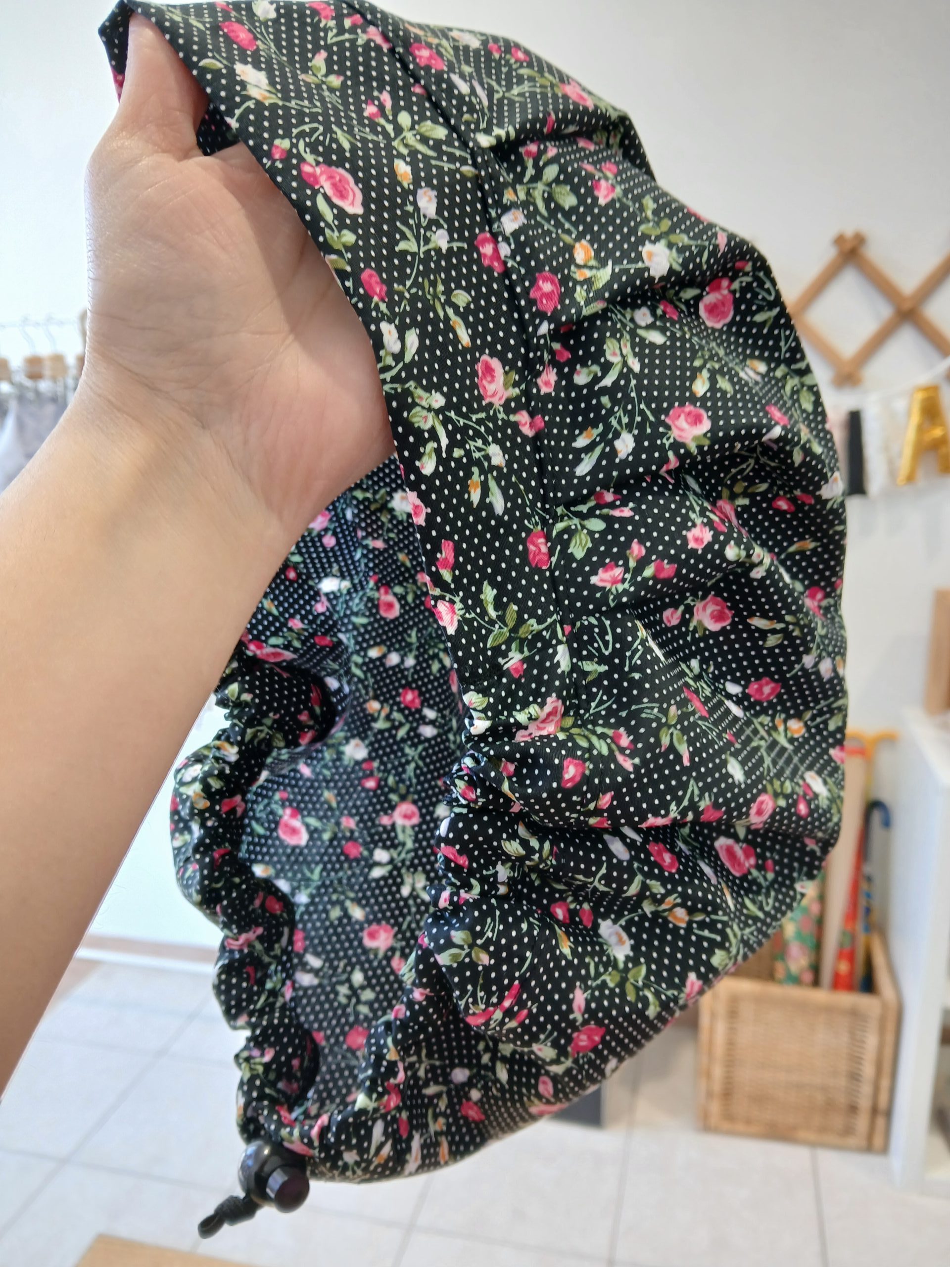 Σκουφάκι Εργασίας Bouffant Large ''Τριανταφυλλάκια Πουά'' - Image 2